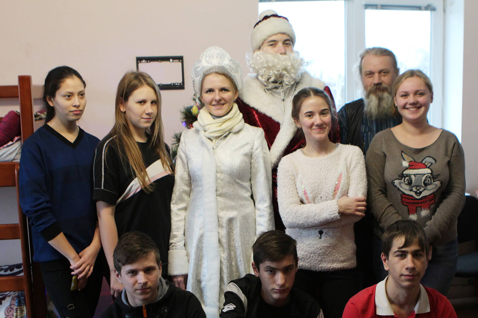 Brightening Christmas for kids: Redwerk team visited children in foster families, photo 1